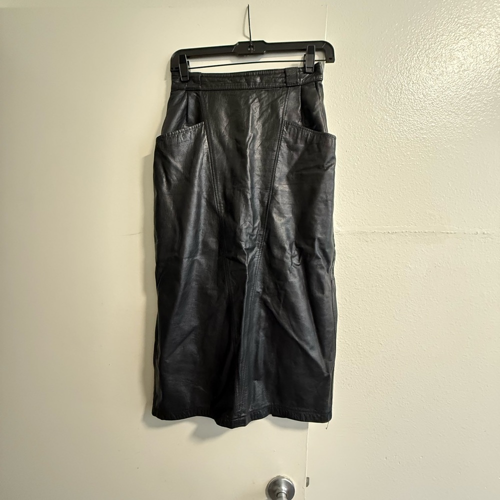 Vintage 80s Leather High Waisted Elegant Black Leather Pencil Skirt S